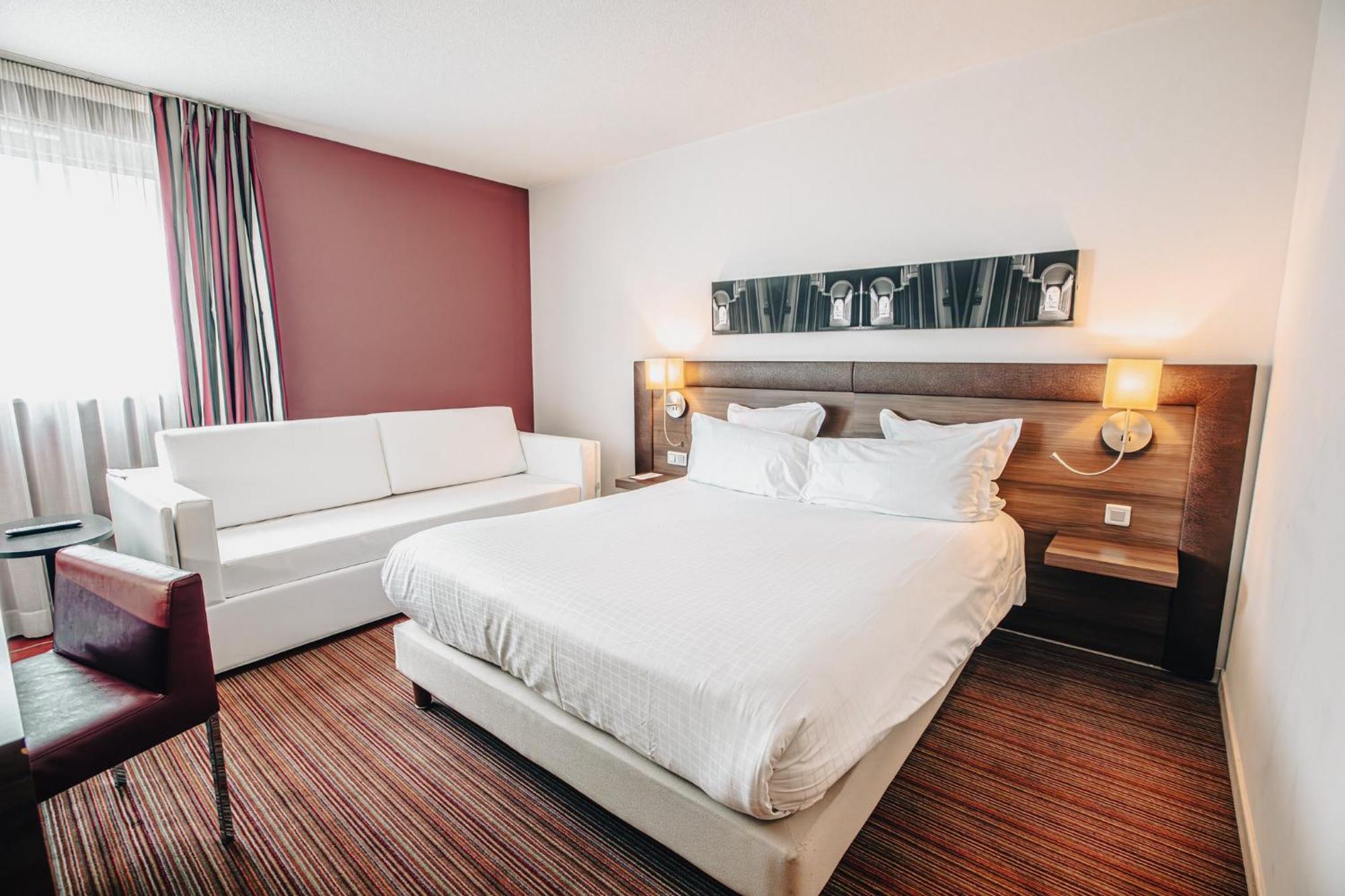 Holiday Inn Mulhouse By Ihg Exterior foto