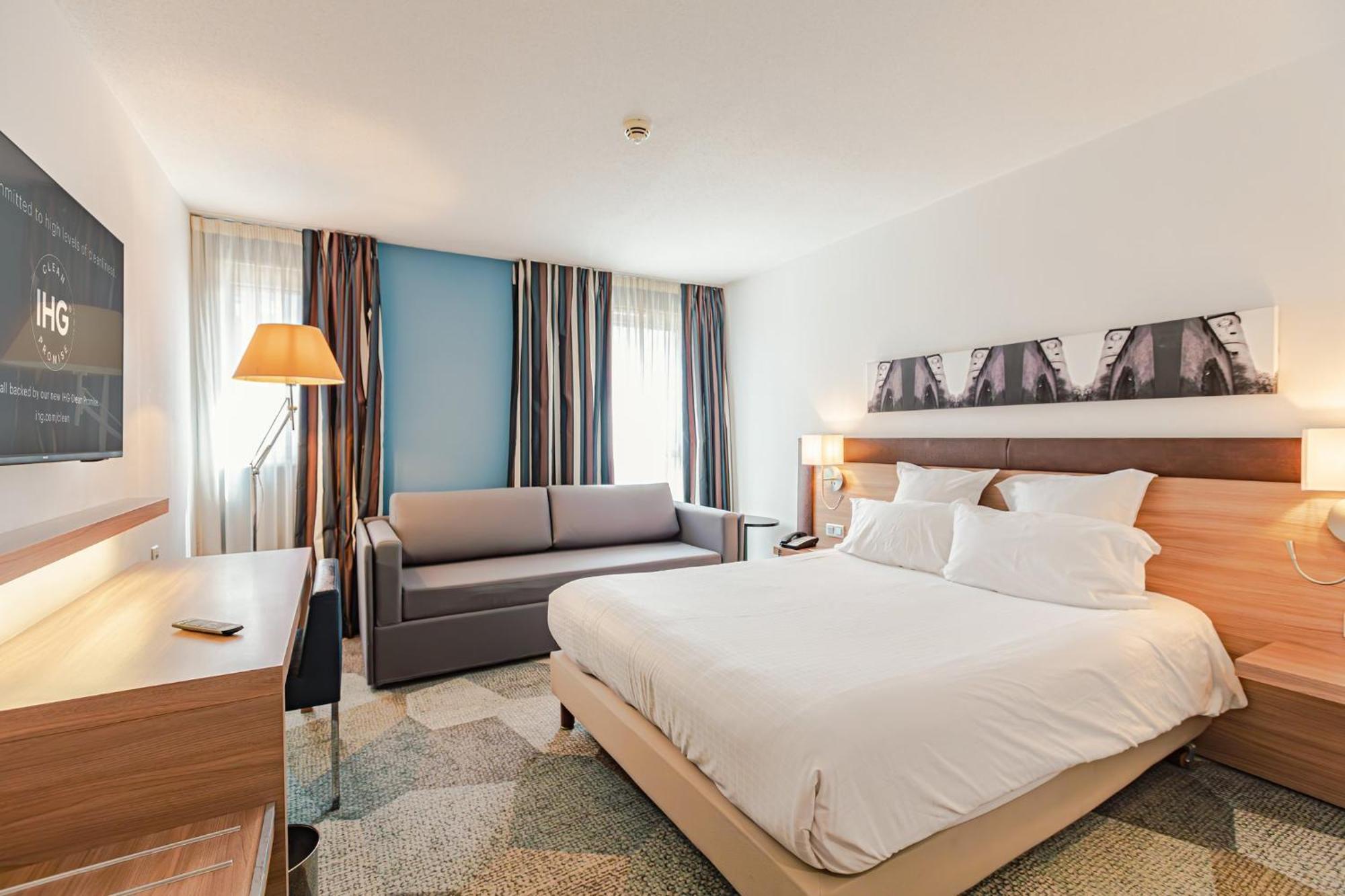 Holiday Inn Mulhouse By Ihg Exterior foto