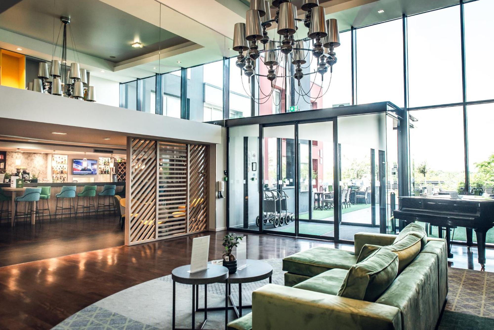 Holiday Inn Mulhouse By Ihg Exterior foto